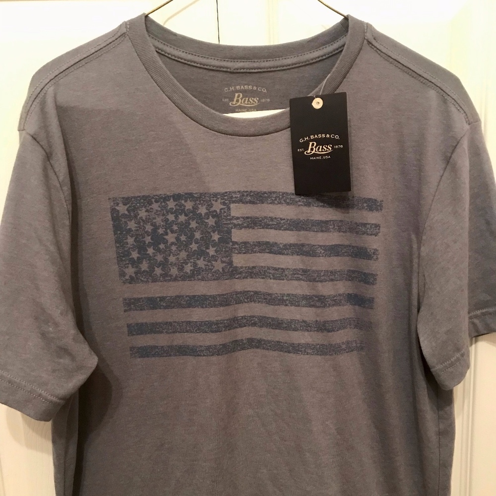 BASS & CO. T SHIRT